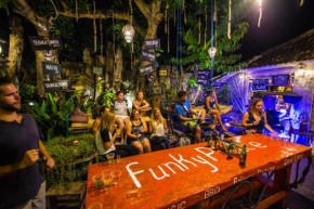  Funky Place  Buleleng